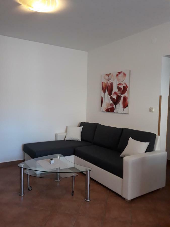 Apartman Lean Pula Exterior foto
