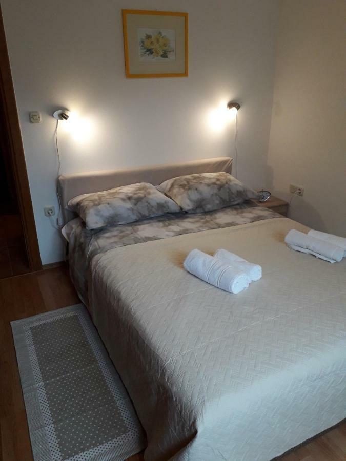 Apartman Lean Pula Exterior foto