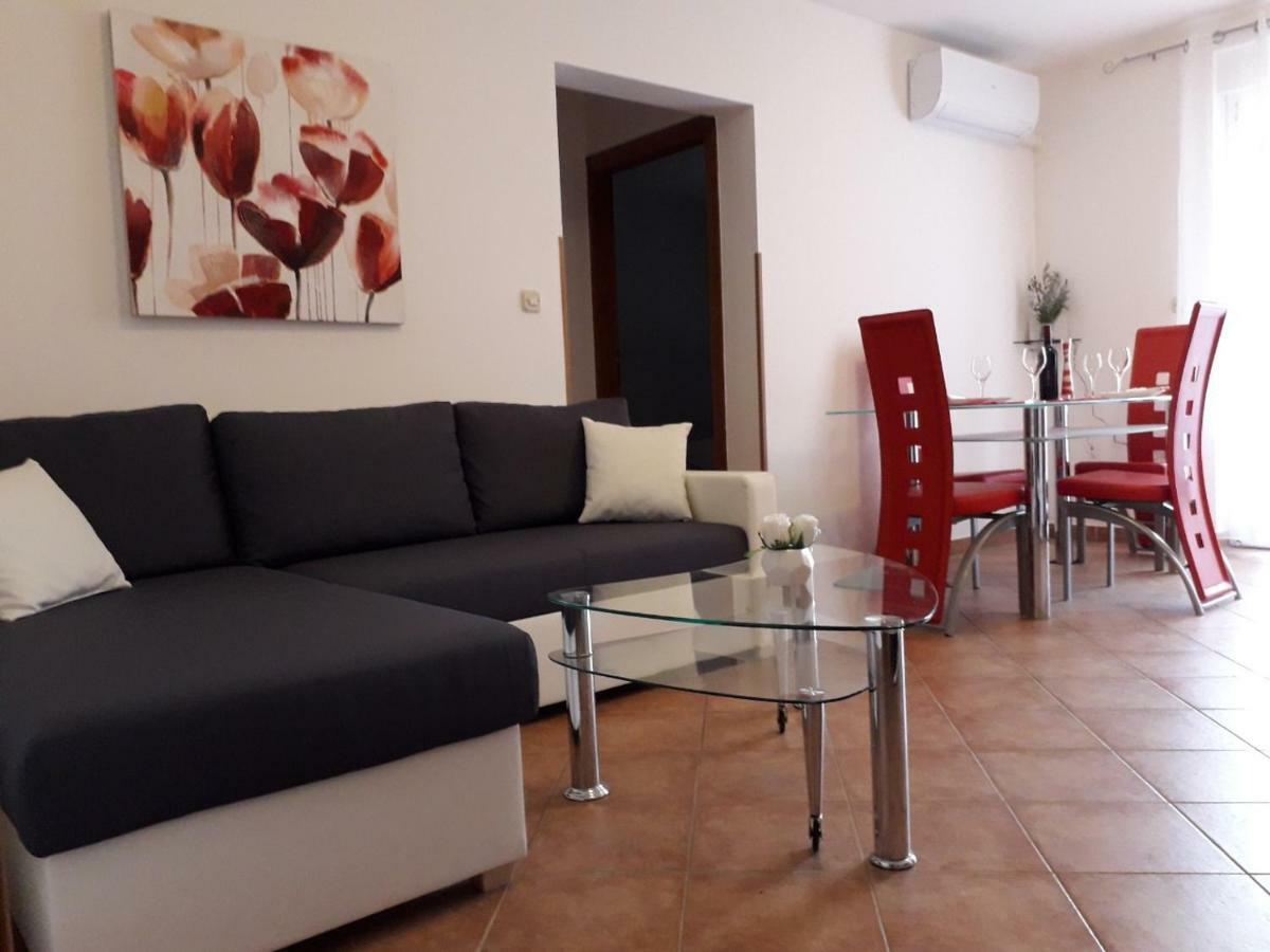 Apartman Lean Pula Exterior foto