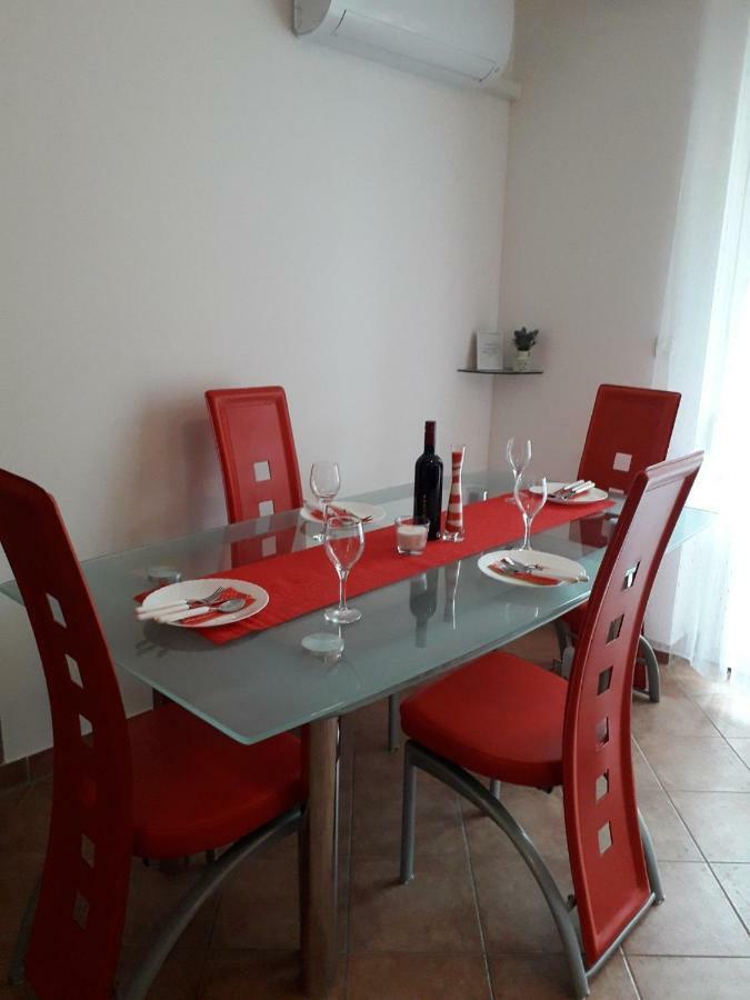 Apartman Lean Pula Exterior foto